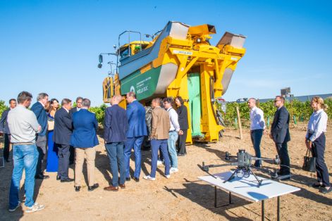 Hoy, en un evento de la empresa John Deere en su sede de Parla (Madrid)