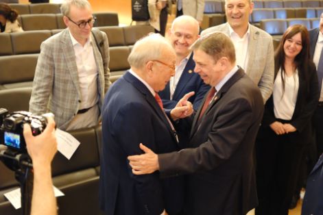 Hoy, en Granada, en el XIII Congreso Mundial del Jamón