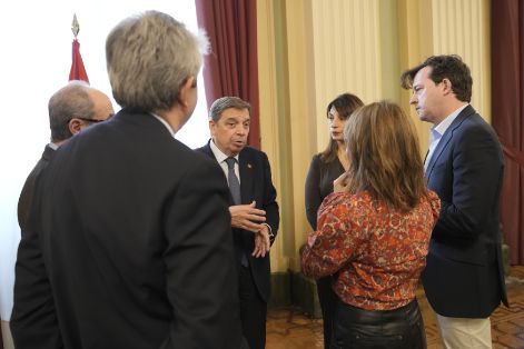 Hoy, en la firma de un convenio de colaboración con Paradores 