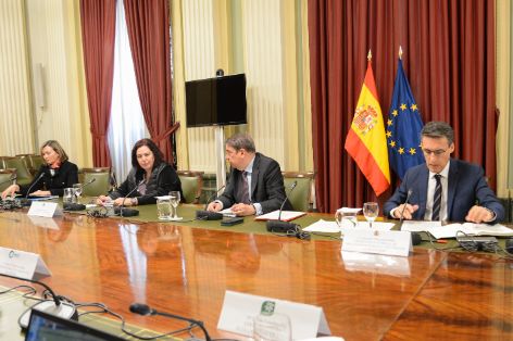 Hoy, en una reunión con ONG medioambientales