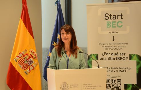 Durante el lanzamiento de la II edición del programa “StartBEC”