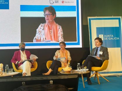 HOY, DURANTE UNAS JORNADAS EN A CORUÑA  