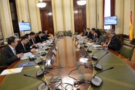 El secretario general de Agricultura y Alimentación se ha reunido con el viceministro de la Administración General de Aduanas de China 