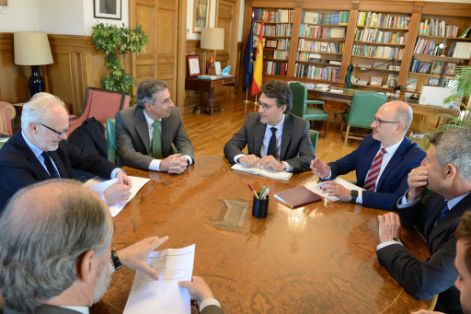 HOY, EN LA SEDE DEL MINISTERIO 