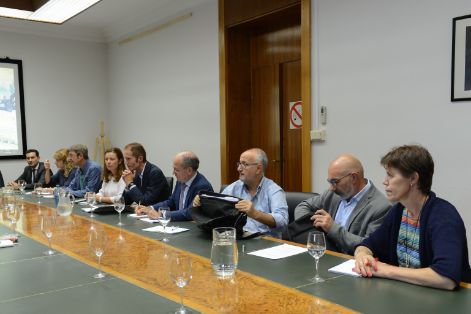 Hoy, en la sede del Ministerio 