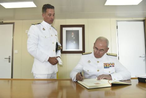 CEREMONIA EN LA ESTACIÓN NAVAL DE LA GRAÑA, EN FERROL
