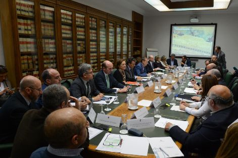 HOY, EN LA SEDE DEL MINISERIO