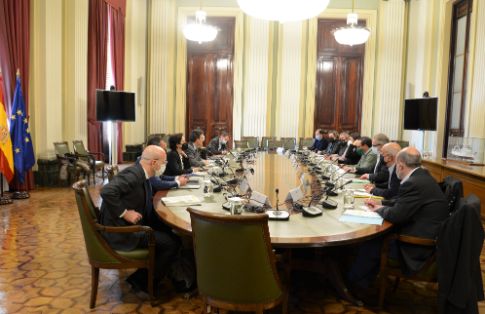 HOY, EN LA SEDE DEL MINISTERIO  