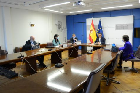 Hoy, en una reunión por videoconferencia   