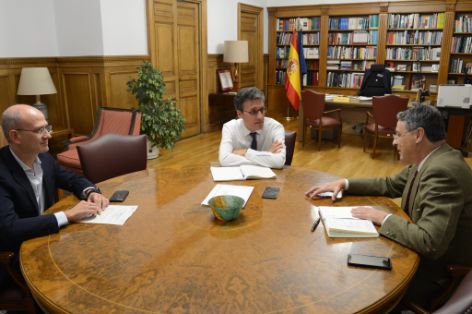 HOY, EN LA SEDE DEL MINISTERIO