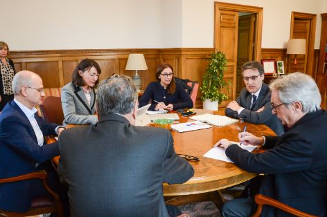 Hoy, en la sede del ministerio 