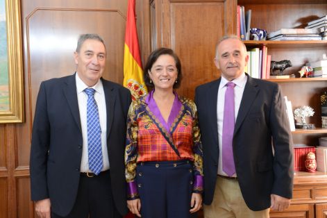 MEDIANTE LA SUSCRIPCIÓN DE UN CONVENIO DE COLABORACIÓN CON LA CONFEDERACIÓN DE ASOCIACIONES DE FRISONA ESPAÑOLA 