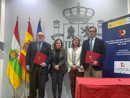 Mediante la firma de dos adendas 