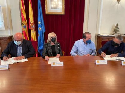 MEDIANTE CUATRO CONVENIOS FIRMADOS HOY