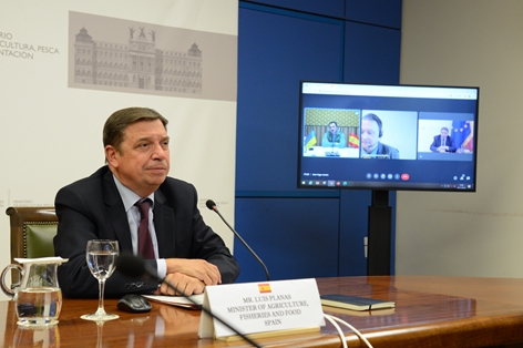 Hoy, en una reunión por videoconferencia con el ministro de Política Agraria y Alimentación de Ucrania   foto 2