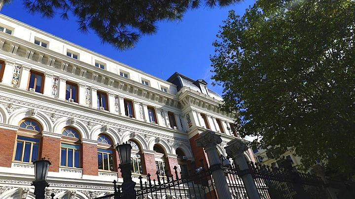 Fachada del Palacio de Fomento. Foto: Cecilia Galbis.