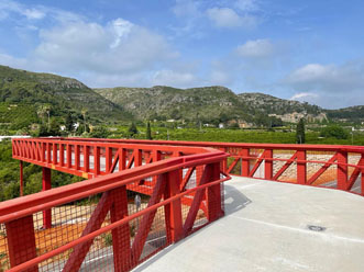 Fin de la obra de la pasarela peatonal en el Camino Natural de l'Antic Trenet