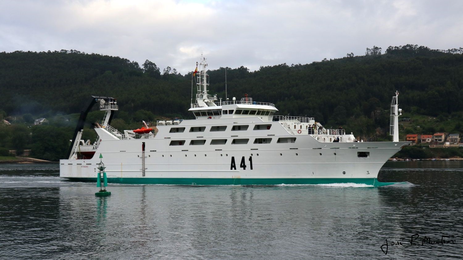 BUQUE COOPERACION INTERMARES