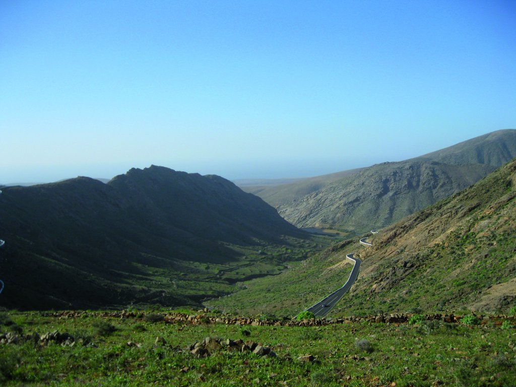 Vistas del valle Granadillo desde Degollada de Los Granadillos