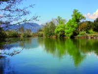 Tramo del río Ebro entre las poblaciones de Puentelarrá y Guinicio