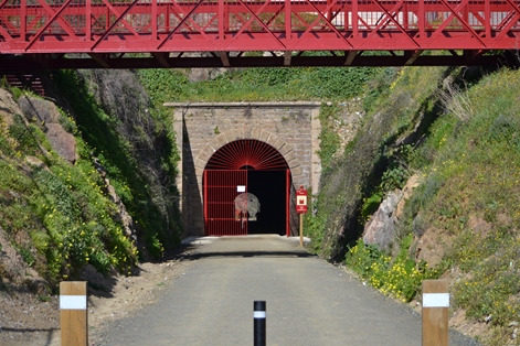 Entrance to the San Lázaro Tunnel