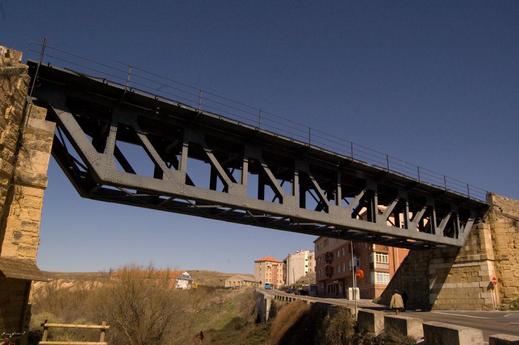 Puente de hierro (Segovia)
