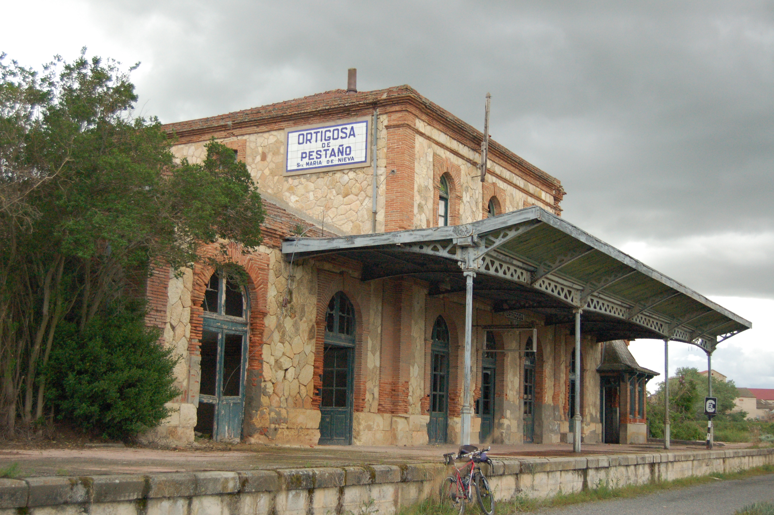 Estación de Ortigosa de Pestaño