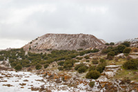 Panorámica nevada de las minas de Sierra Menera