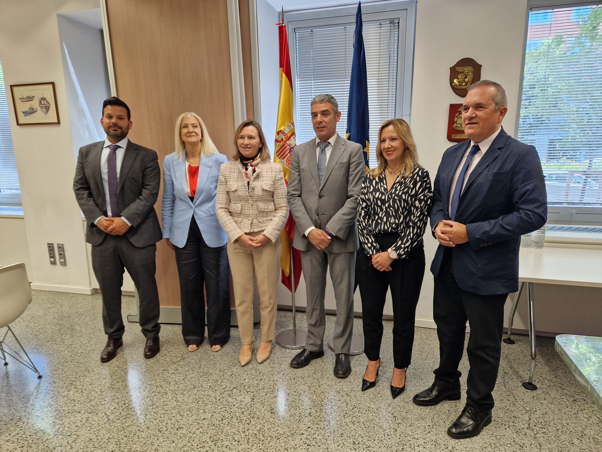 La secretaria general de Pesca se reúne con el consejero de Agricultura