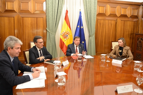 Reunión entre el ministro Planas y el presidente de Canarias  foto 6