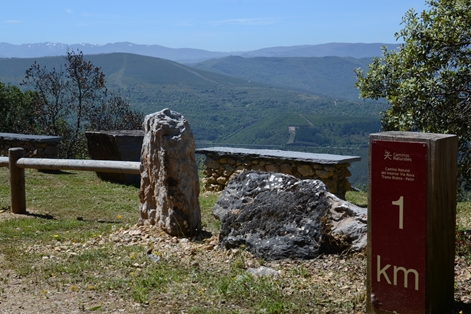 Mirador sobre la provincia de Orense en Serra da Enciña da Lastra
