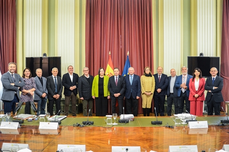 El ministro Planas detalla a Cooperativas Agro-alimentarias las propuestas que defenderá España en el Consejo de Ministros de la UE 