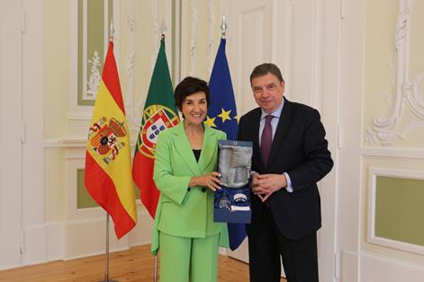 Reunión bilateral del ministro Planas y su homóloga portuguesa foto 5