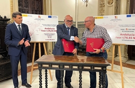 El Ministerio de Agricultura, Pesca y Alimentación firma un convenio para invertir tres millones de euros en modernizar regadíos en la costa de Granada y Málaga