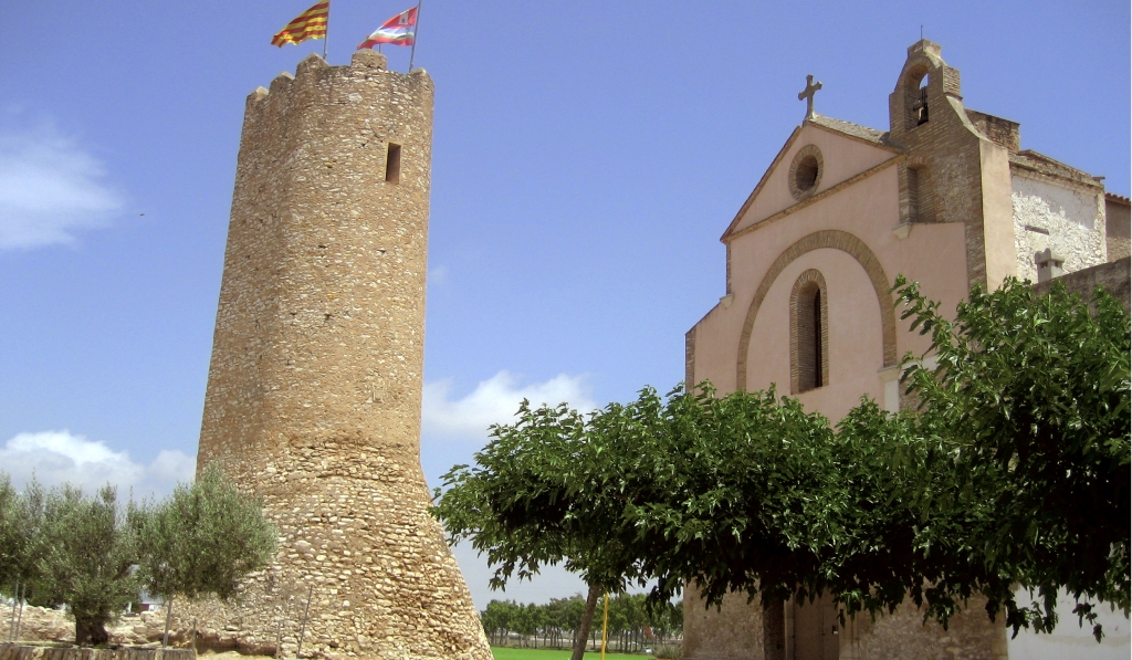 Torre de l’Aldea, y ermita de la Mare de Déu