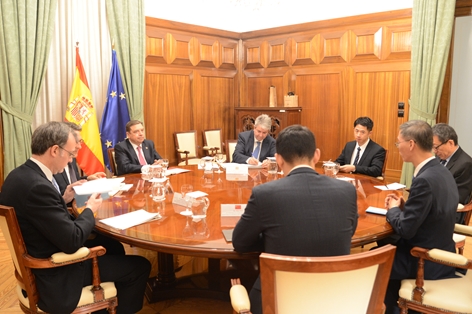 Hoy, en una reunión con el embajador chino en España, Yao Jing  foto 5