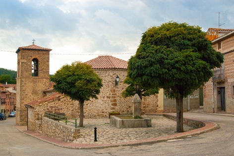 Iglesia de Beamud