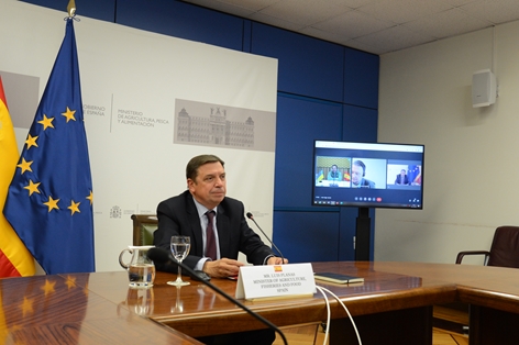 Hoy, en una reunión por videoconferencia con el ministro de Política Agraria y Alimentación de Ucrania   foto 3