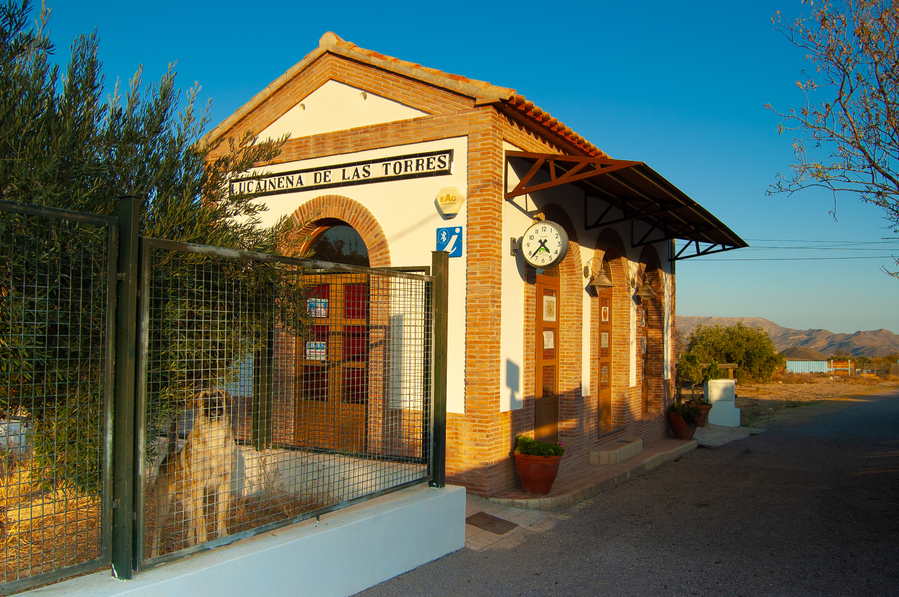 The old Lucainena de las Torres train station