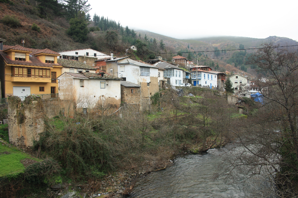 Imagen del río Narcea, a su paso por Corias