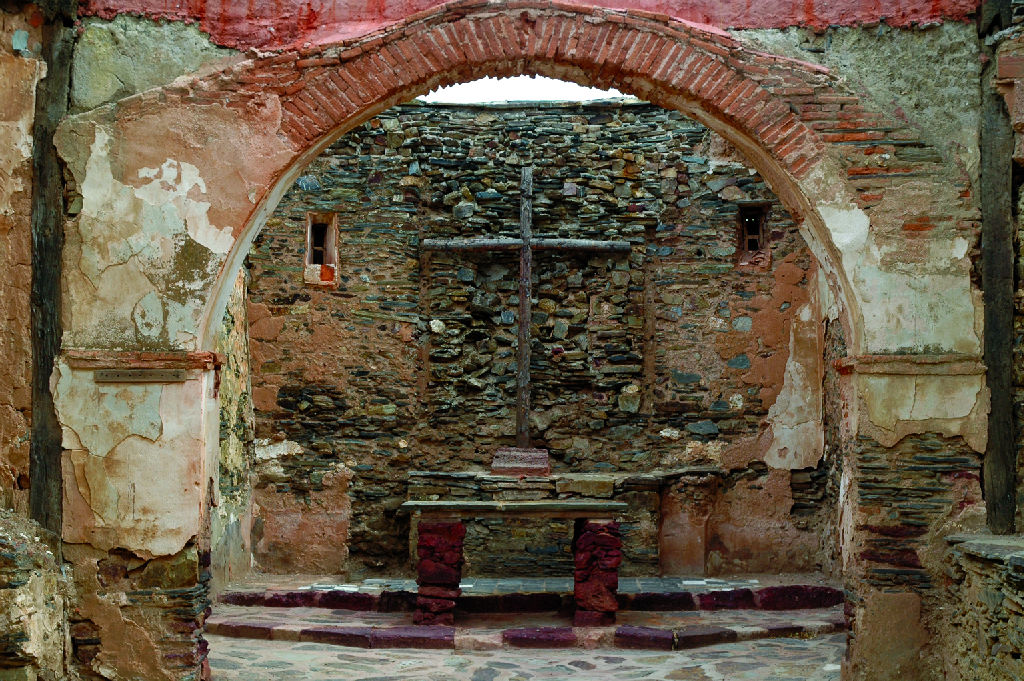 Altar de la iglesia de Serracín