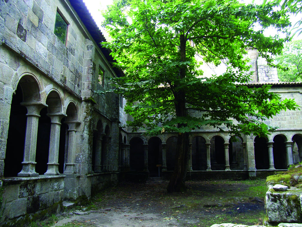 Patio del Monasterio de Santa Cristina