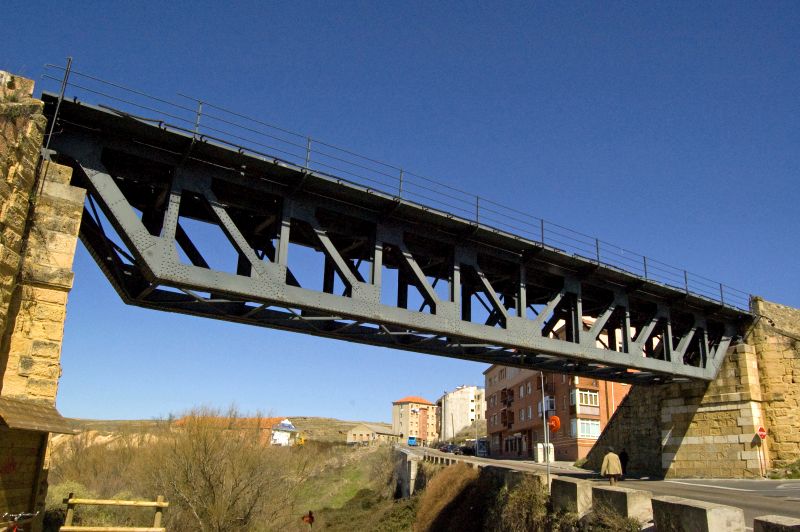 Puente Hierro (inicio del CN)