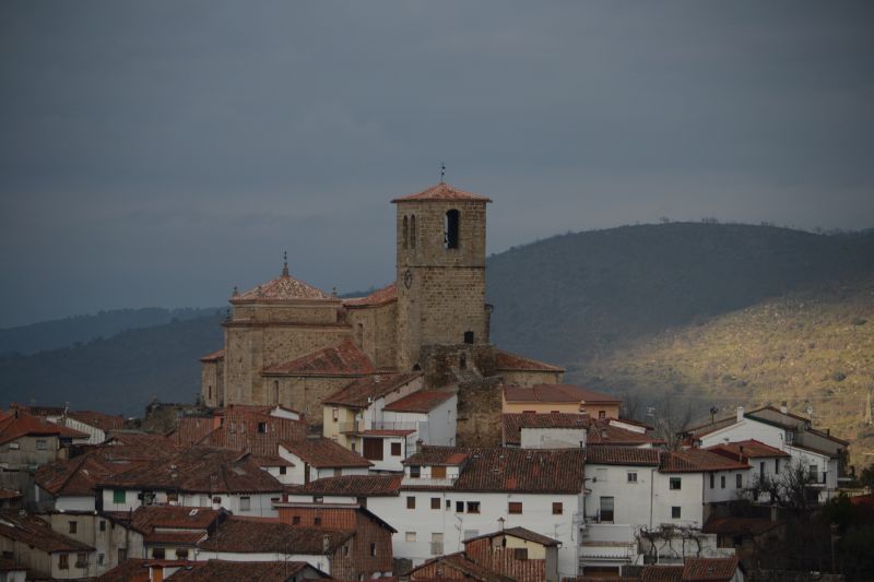Iglesia castillo de Santa María de Aguas Vivas