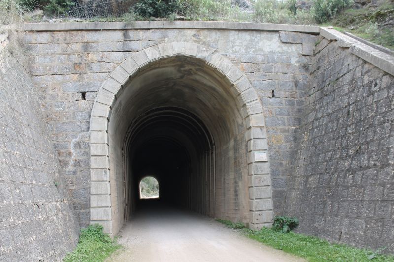 Túnel de Bastian